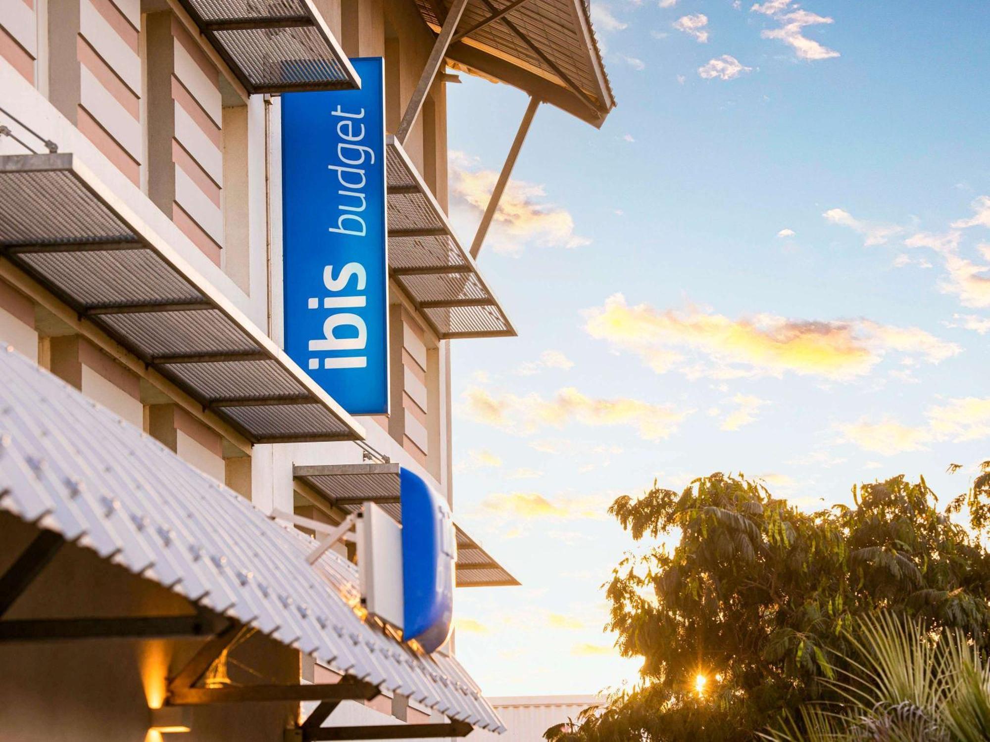 Ibis Budget Carcassonne Aeroport - A61 Εξωτερικό φωτογραφία